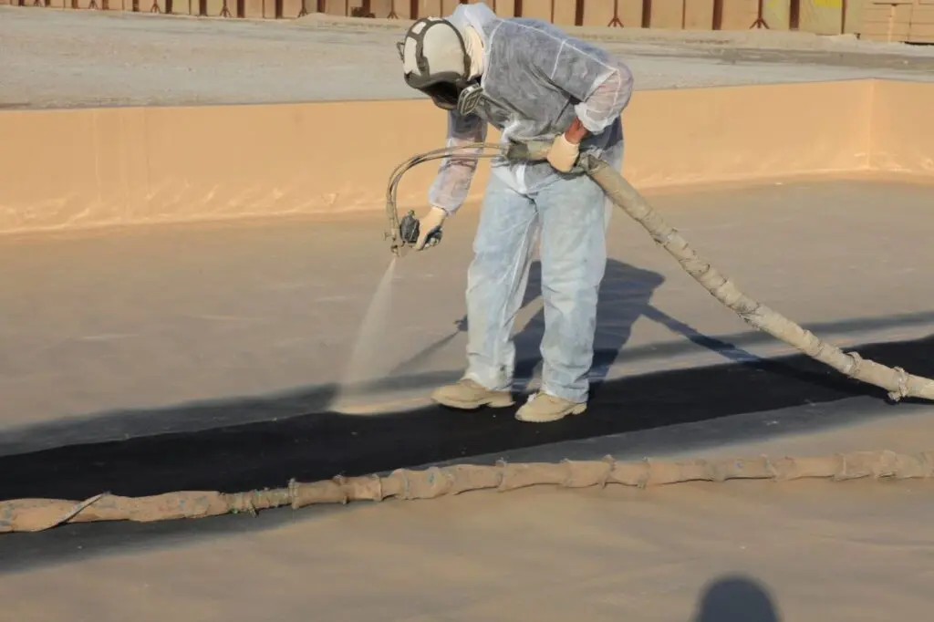 خدمات عزل مائي للاسطح بالرياض